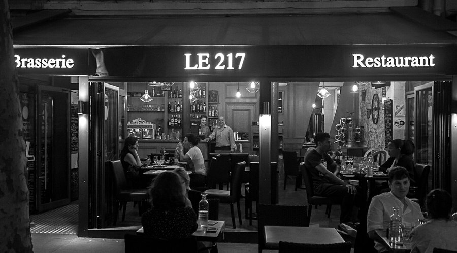 Le 217 Brasserie Restaurant