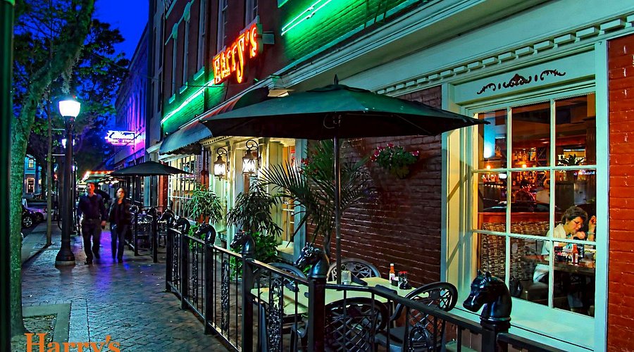 Harry's Seafood Bar & Grille