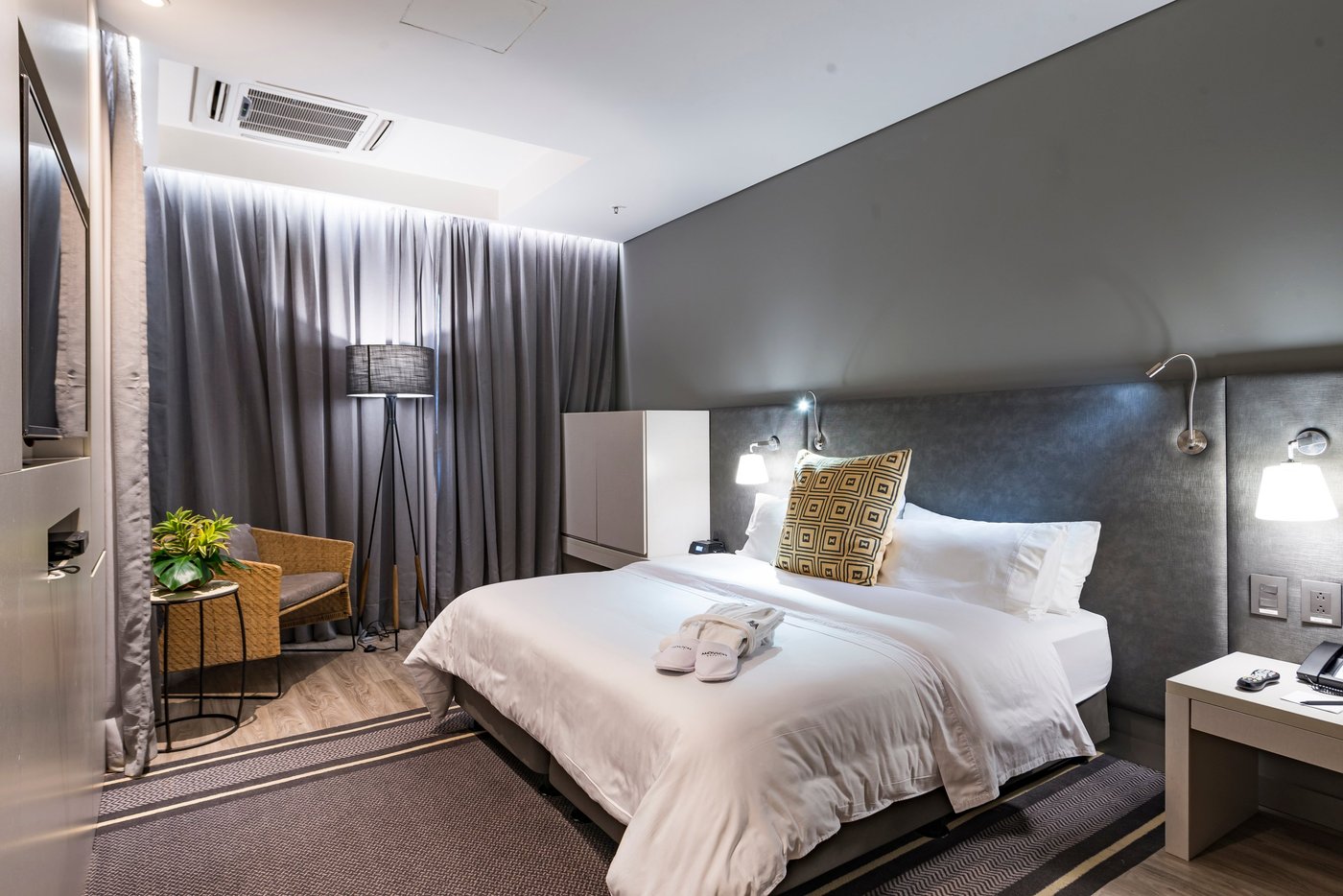 Movich Buro 51 Rooms: Pictures & Reviews Movich Buro 51 Rooms: Pictures & Reviews - Tripadvisor