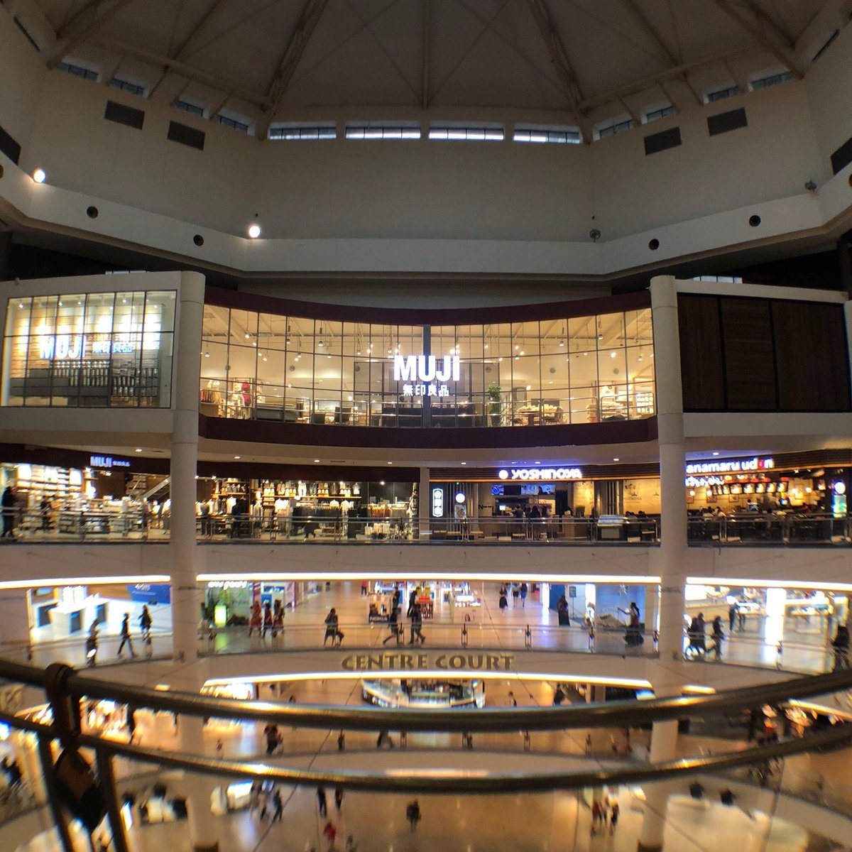 Mid valley 电影院