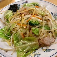 チャーメン 560円