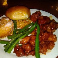 Delicious lunch at Jin's Buffet