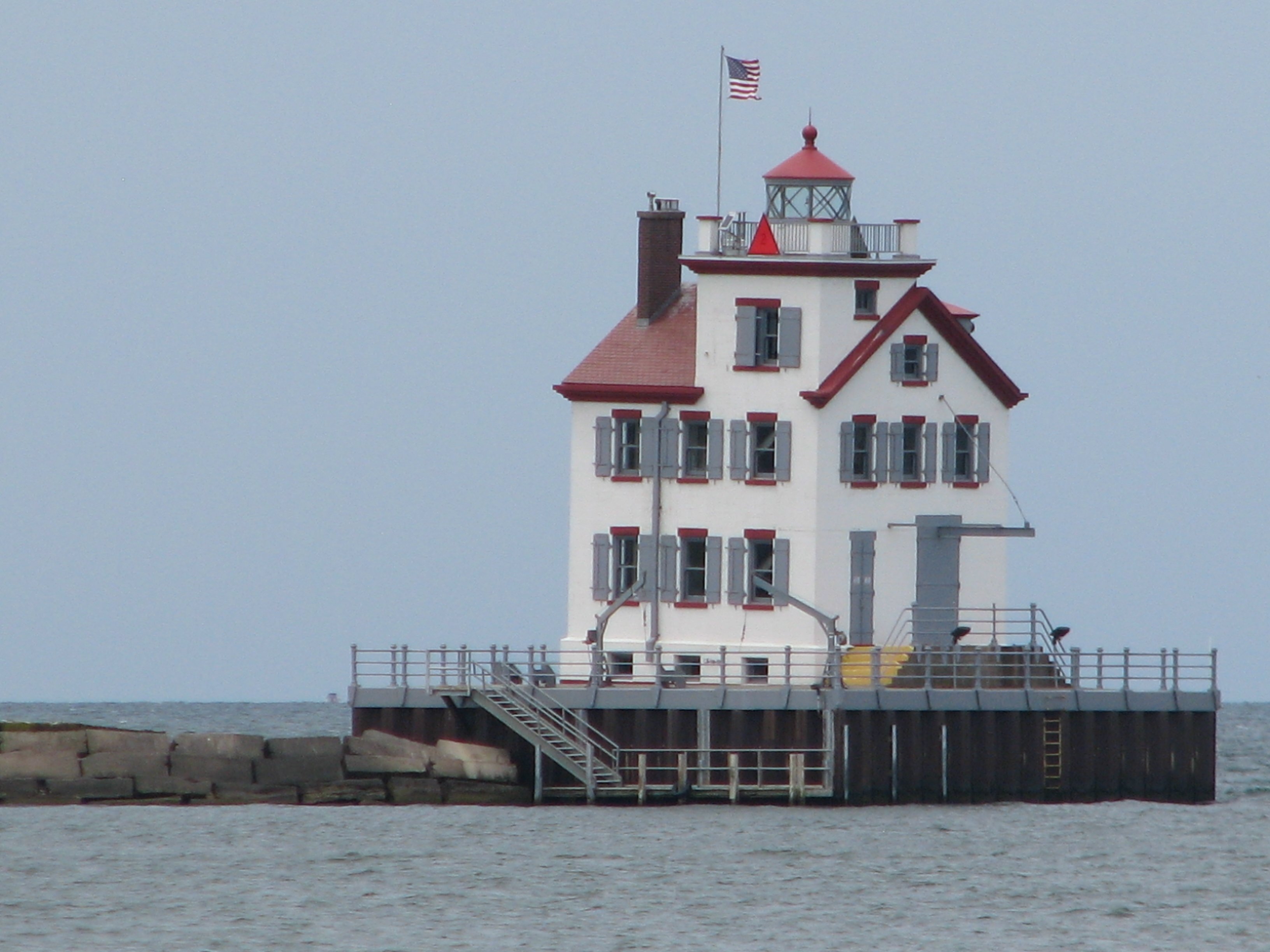 Lorain Breakwater Lighthouse - popular Lefton Lighthouse - Ohio Lighthouse - Historic American Lighthouse - Lighthouse Lamp - Accent Lamp