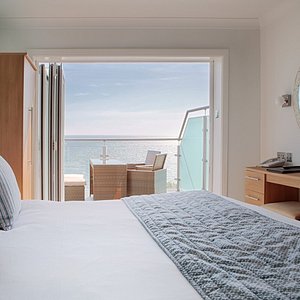 Superior Sea-Facing Balcony Room