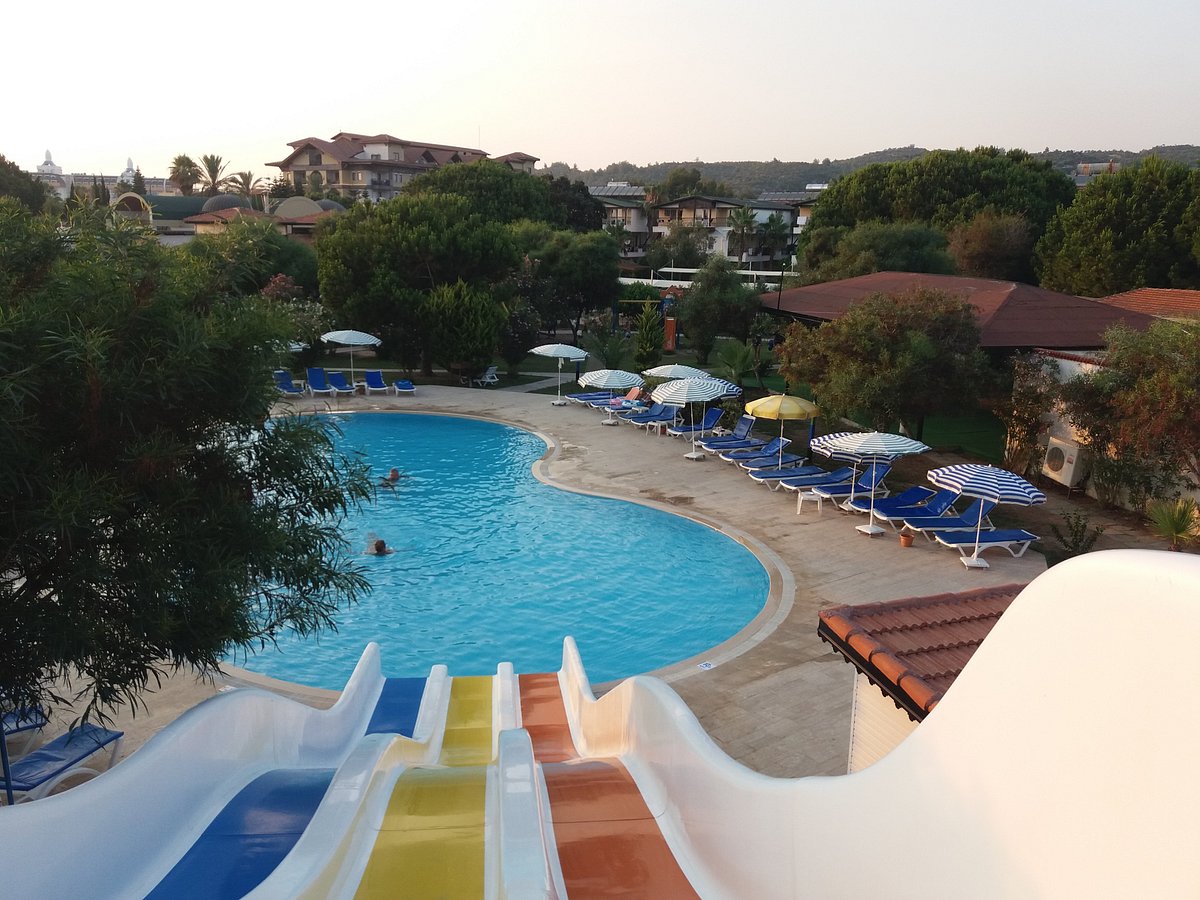 CLUB SERENA BEACH HOTEL