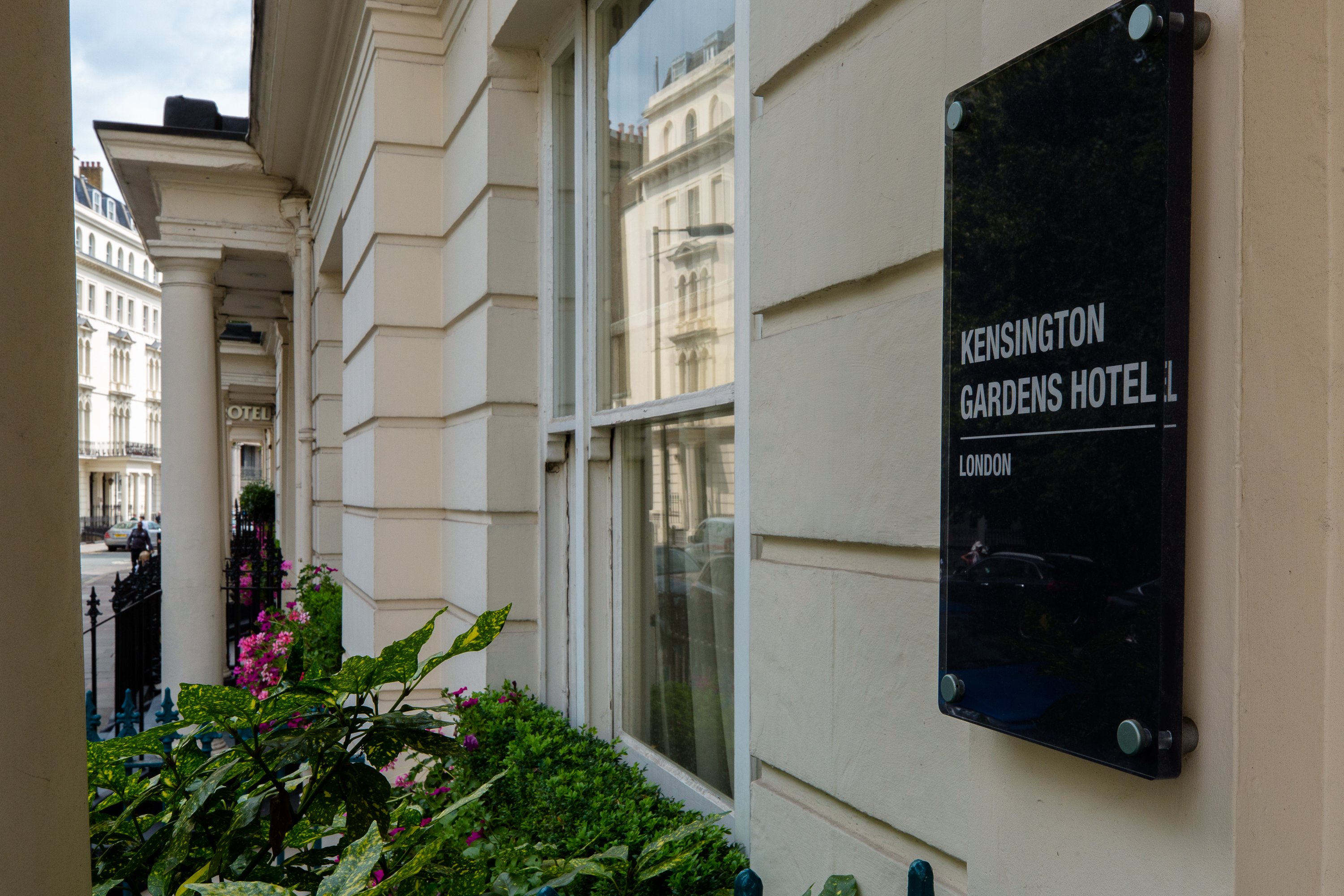 KENSINGTON GARDENS HOTEL Updated 2024 Reviews Photos Prices   Hotel Entrance 