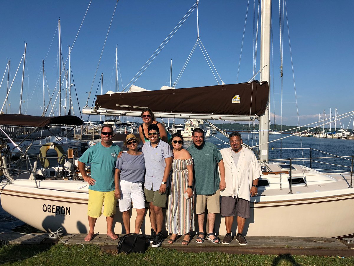 sailboat charter traverse city