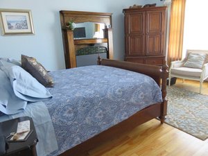Room & Suite