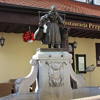 statua e fontana