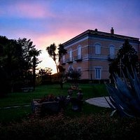 Villa Liberty al tramonto