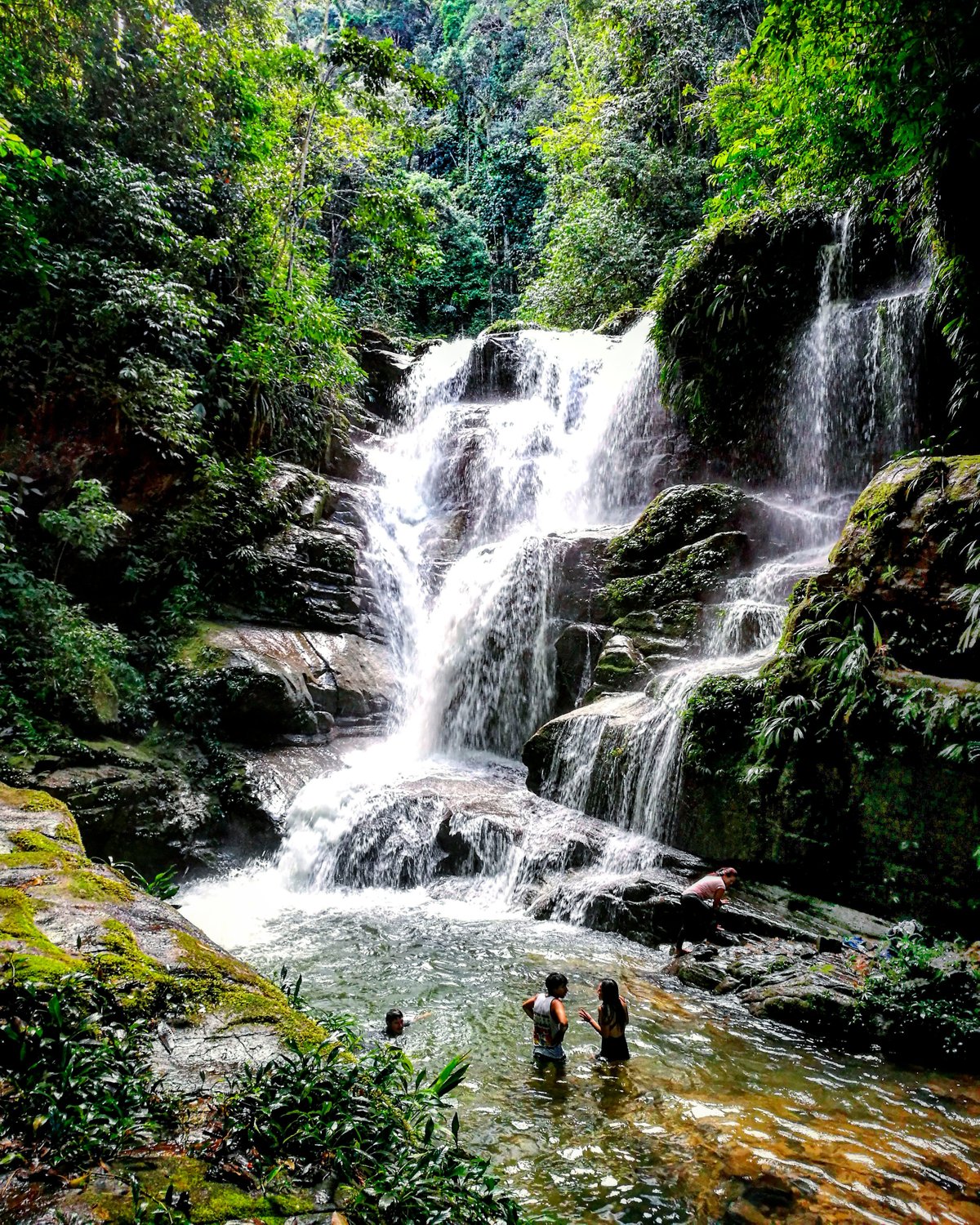 CATARATA DE ICHIC CATARATA UCAYALI PERÚ