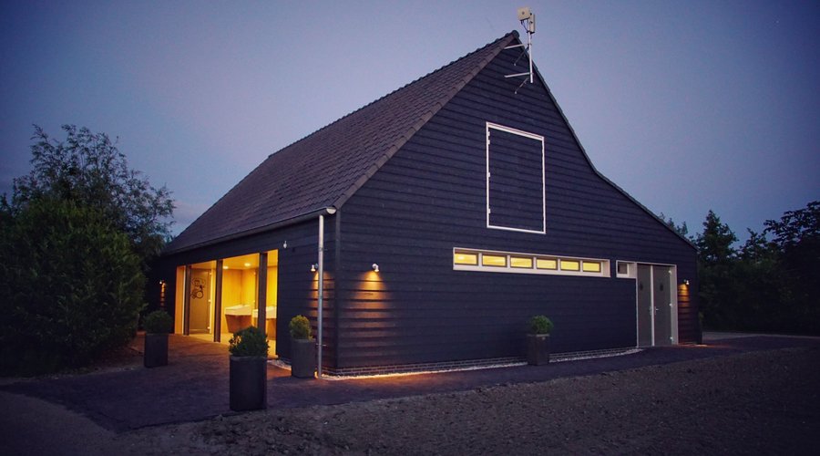 Een mooi nieuw sanitairgebouw