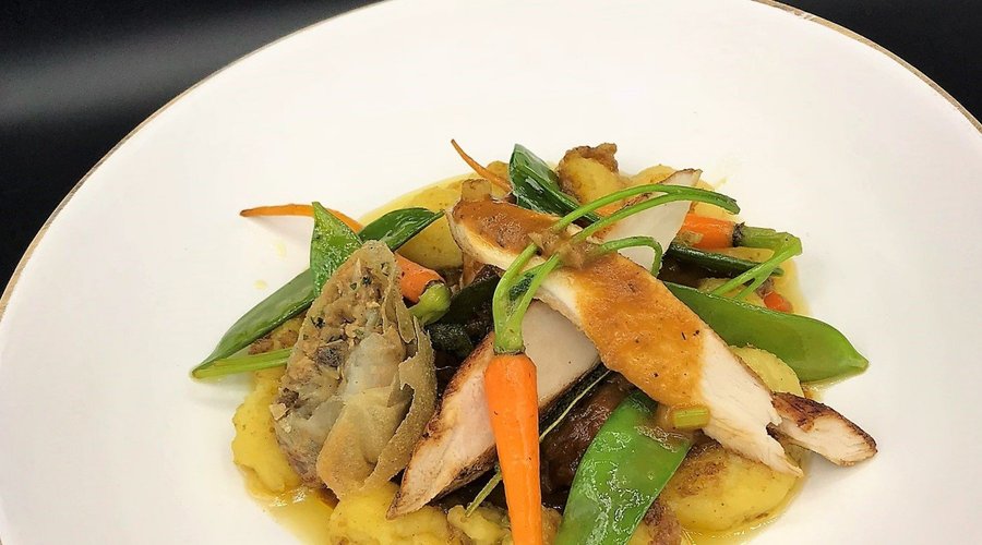 Hofmann´s Broiler | junges Gemüse | Salbei | Gnocchi