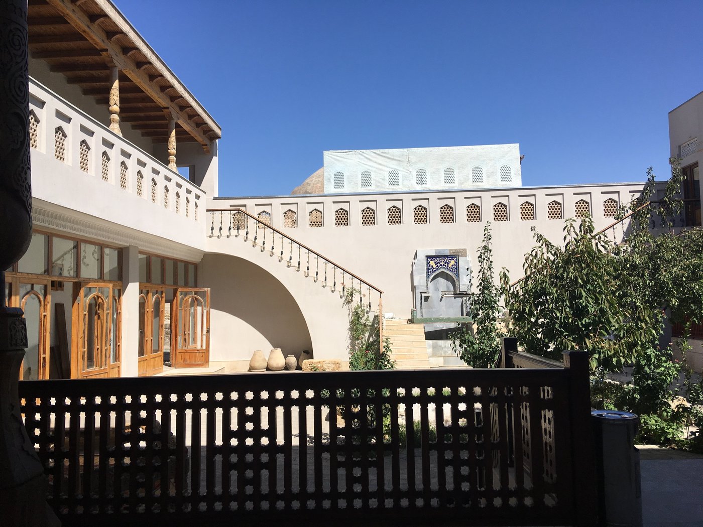 atlas hotel bukhara