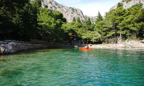 Zavratnica cove