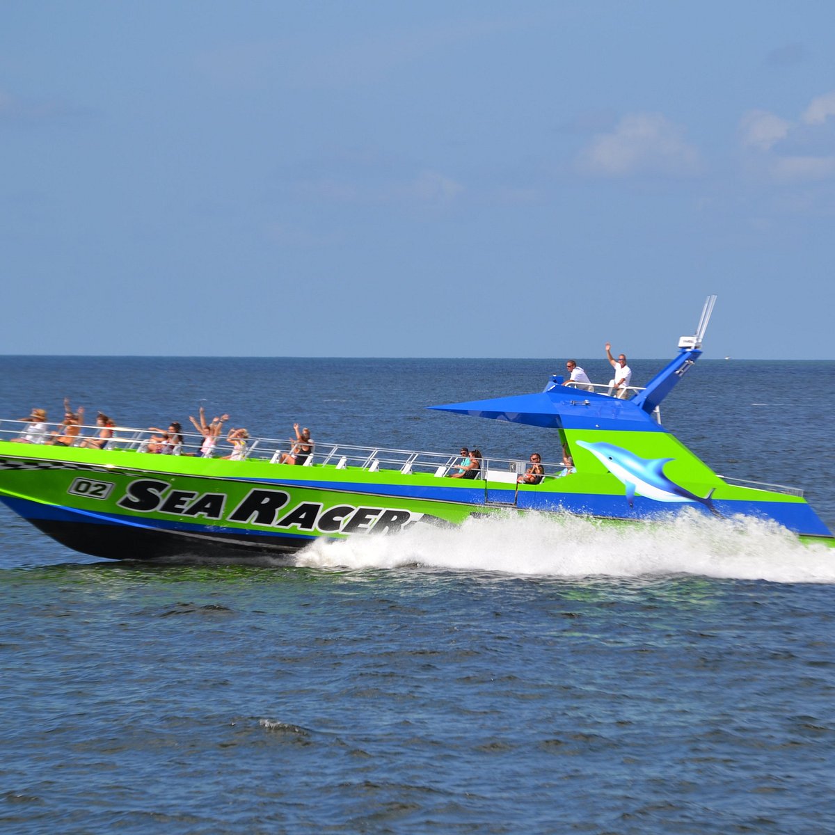 Sea racing