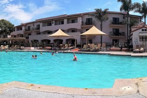 Piscine et plage