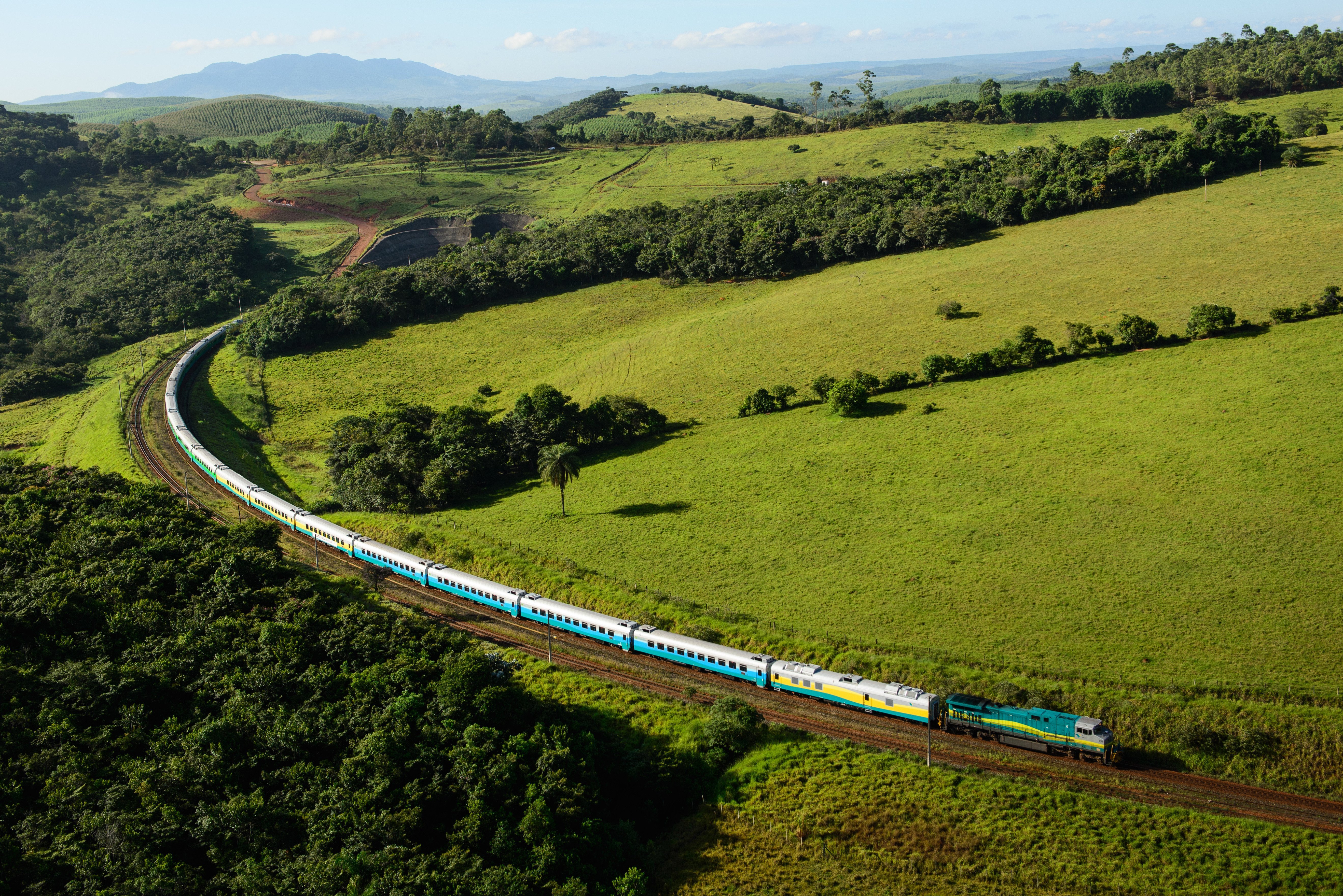 Trem De Passageiros Da EFVM (Belo Horizonte) - ATUALIZADO 2023 O Que ...