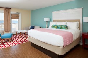 Room & Suite