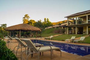 Piscina e praia