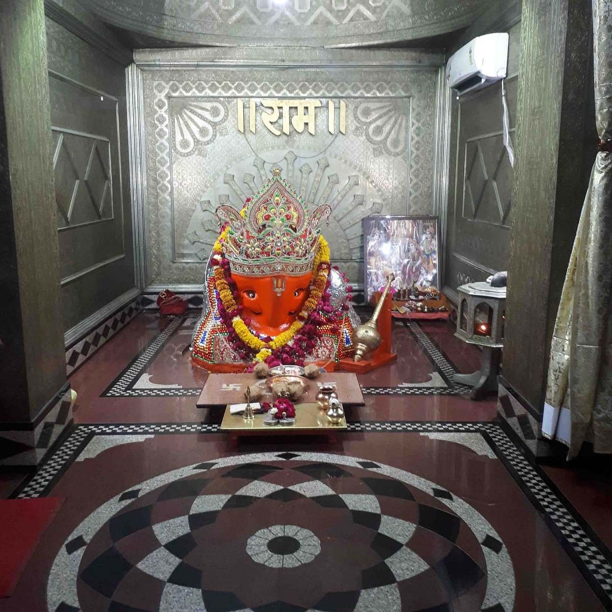 Shri Balaji Temple, Talai Wale Balaji (Mandsaur) - All You Need to ...