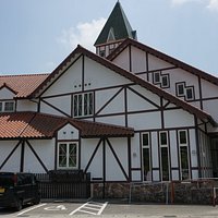 レストランはモンテローザホテルの中にあります。