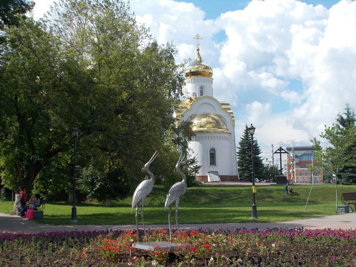 Площадь иваново. Сквер на площади революции Иваново. Город Иваново площадь революции. Достопримечательности Иваново площадь революции. Пл революции г Иваново.