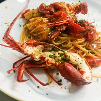 Aragoste nostrane Cilentane appena pescate. In poche ore dal mare 🌊 alla tavola.