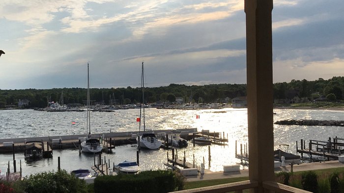 yacht club at sister bay condos for sale