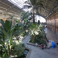 Atrium inside the train station!!