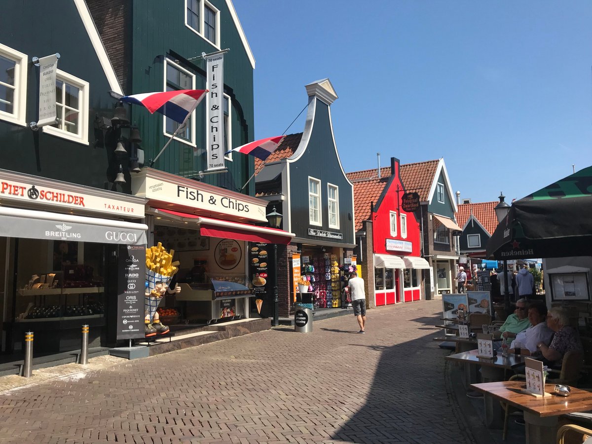 Fotograaf zwarthoed (Volendam, Belanda) - Review - Tripadvisor
