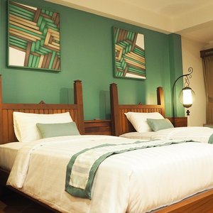 each room has difference color and decoration