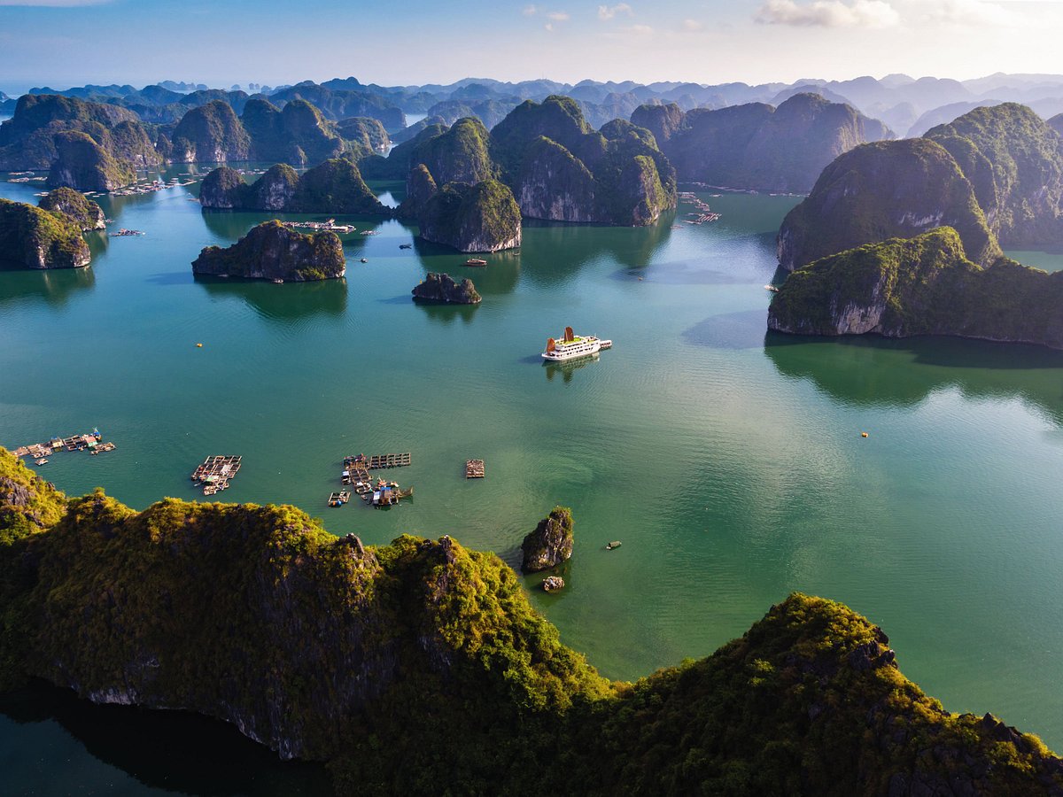 Unicharm Cruise Halong (Hạ Long) 