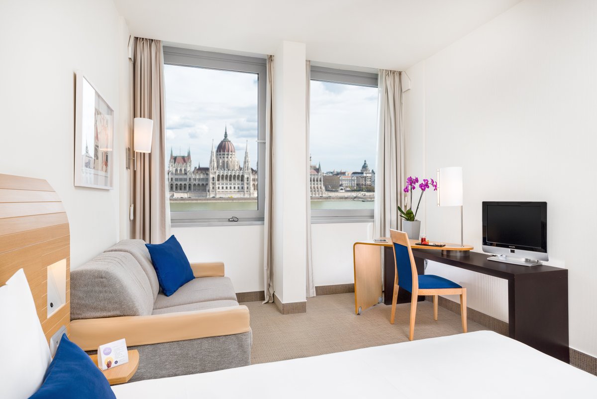 Лучший отель в будапеште. Novotel Budapest Danube. Лучшие отели Будапешта в центре города.