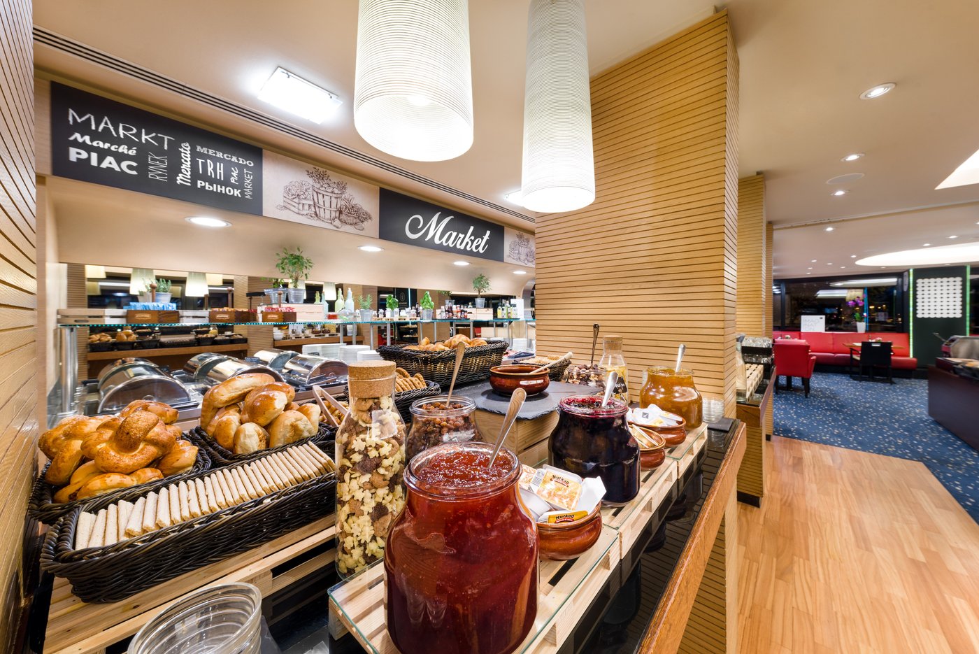 NOVOTEL BUDAPEST DANUBE - Prices & Hotel Reviews (Hungary)