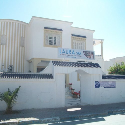 Prostitutes in Tunis