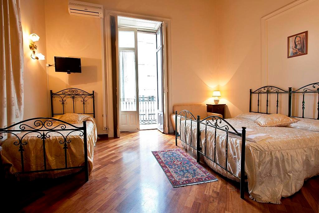 B & B ALBA - Prices & B&B Reviews (Catania, Sicily)