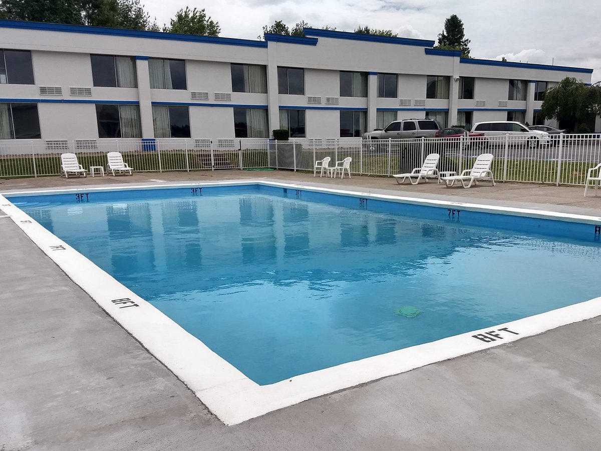 Motel 6 Clarion, PA Pool Pictures & Reviews - Tripadvisor