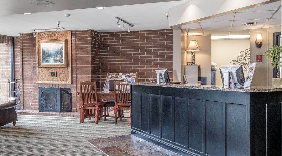 Hotel Entrance and Front Desk