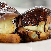 profiteroles
