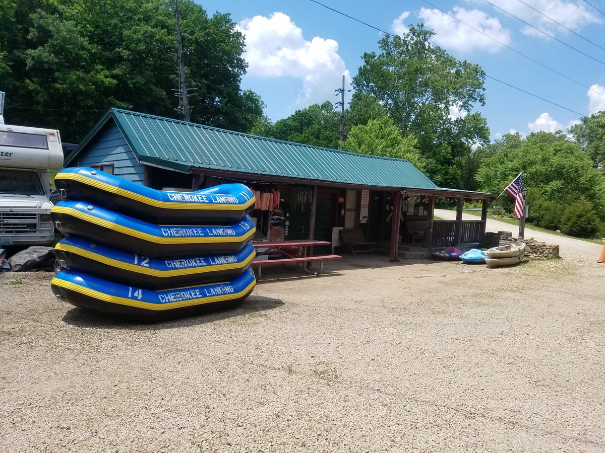 Escape To Oklahoma’s Cherokee Landing: A Rustic Retreat Awaits!