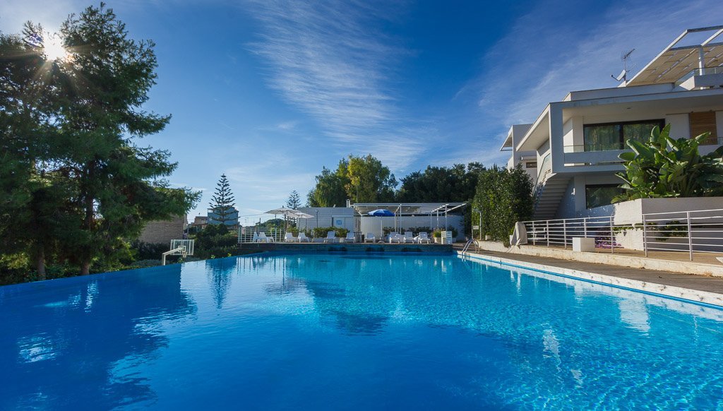 Kamena Residence Pool: Pictures & Reviews - Tripadvisor