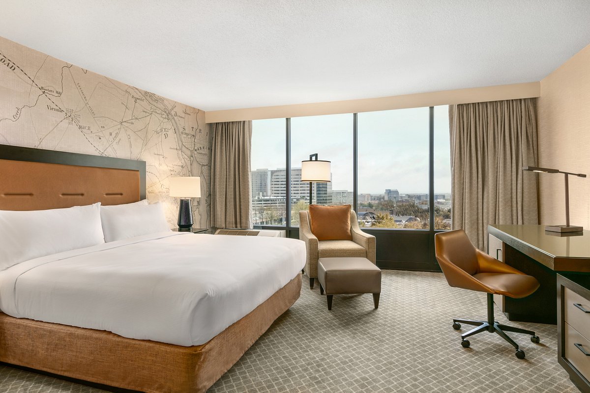 DOUBLETREE BY HILTON MCLEAN TYSONS $124 ($̶1̶3̶8̶) - Updated 2022 ...