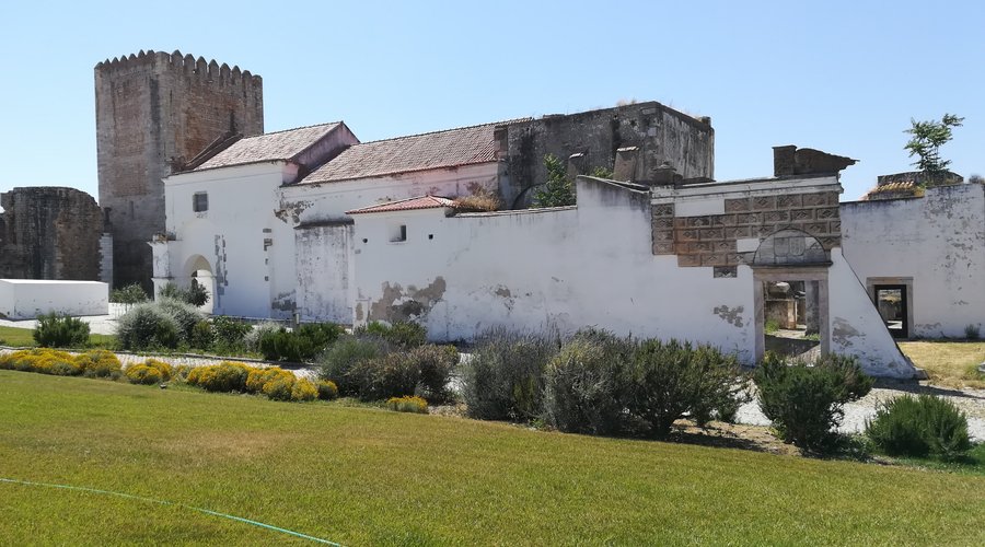 Castelo de Moura