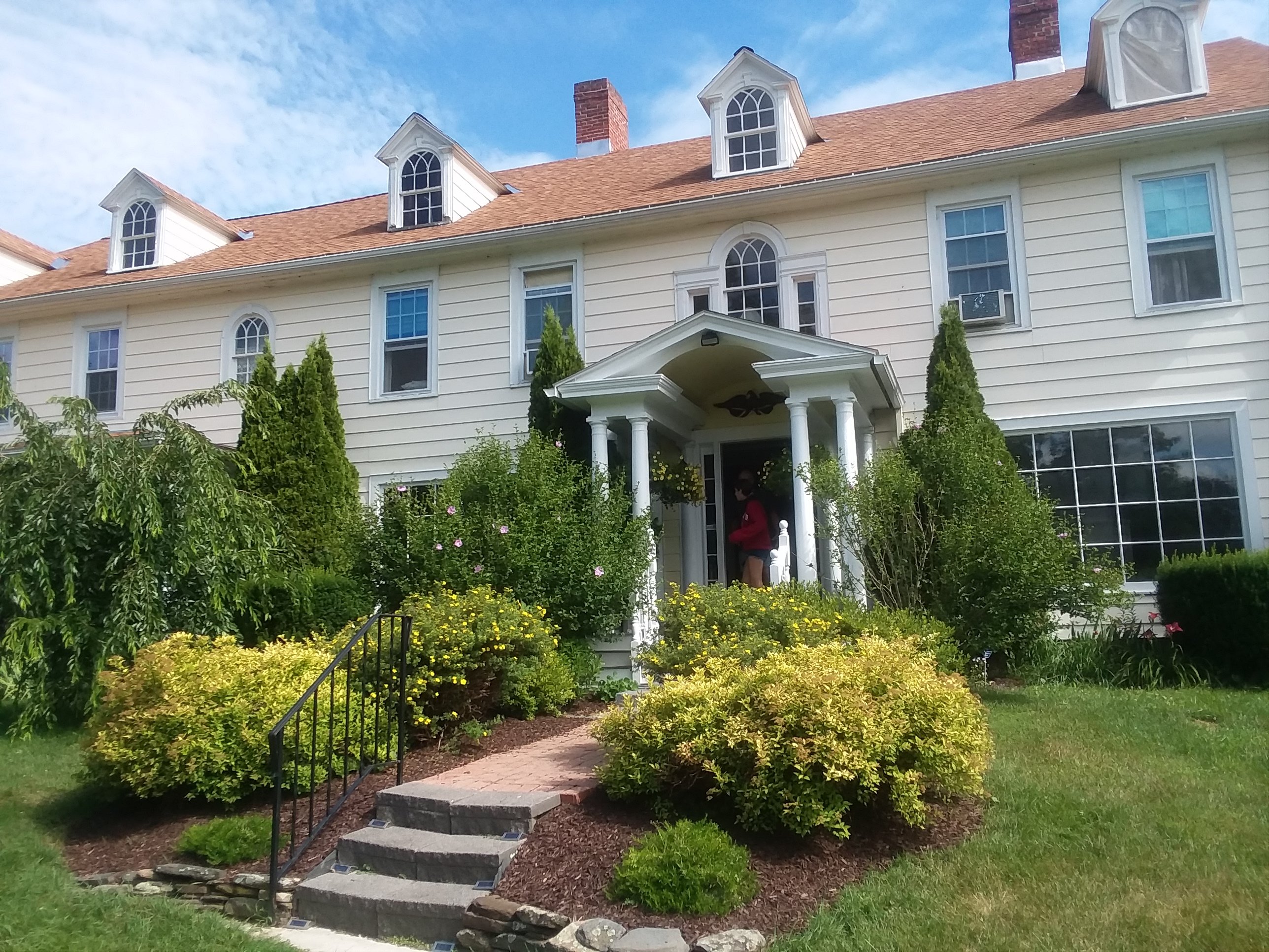 HARBOUR HOUSE INN B&B - Updated 2024 Prices & Reviews (Cheshire, MA)