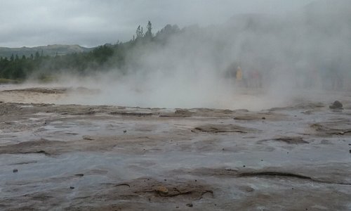 Beginning of geothermal area