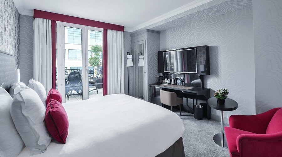 King guestroom with Terrace