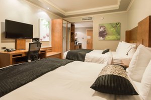 Room & Suite