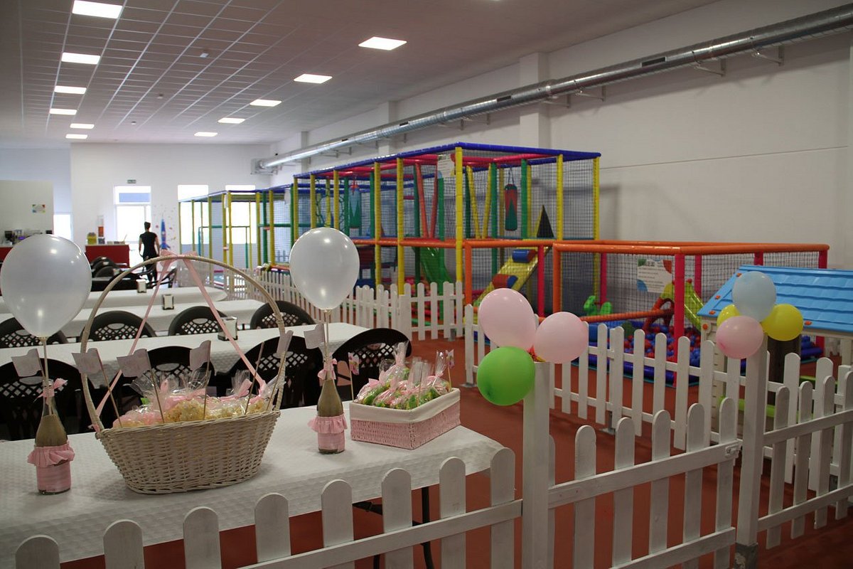 Los mejores parques de bolas para niños en Huelva