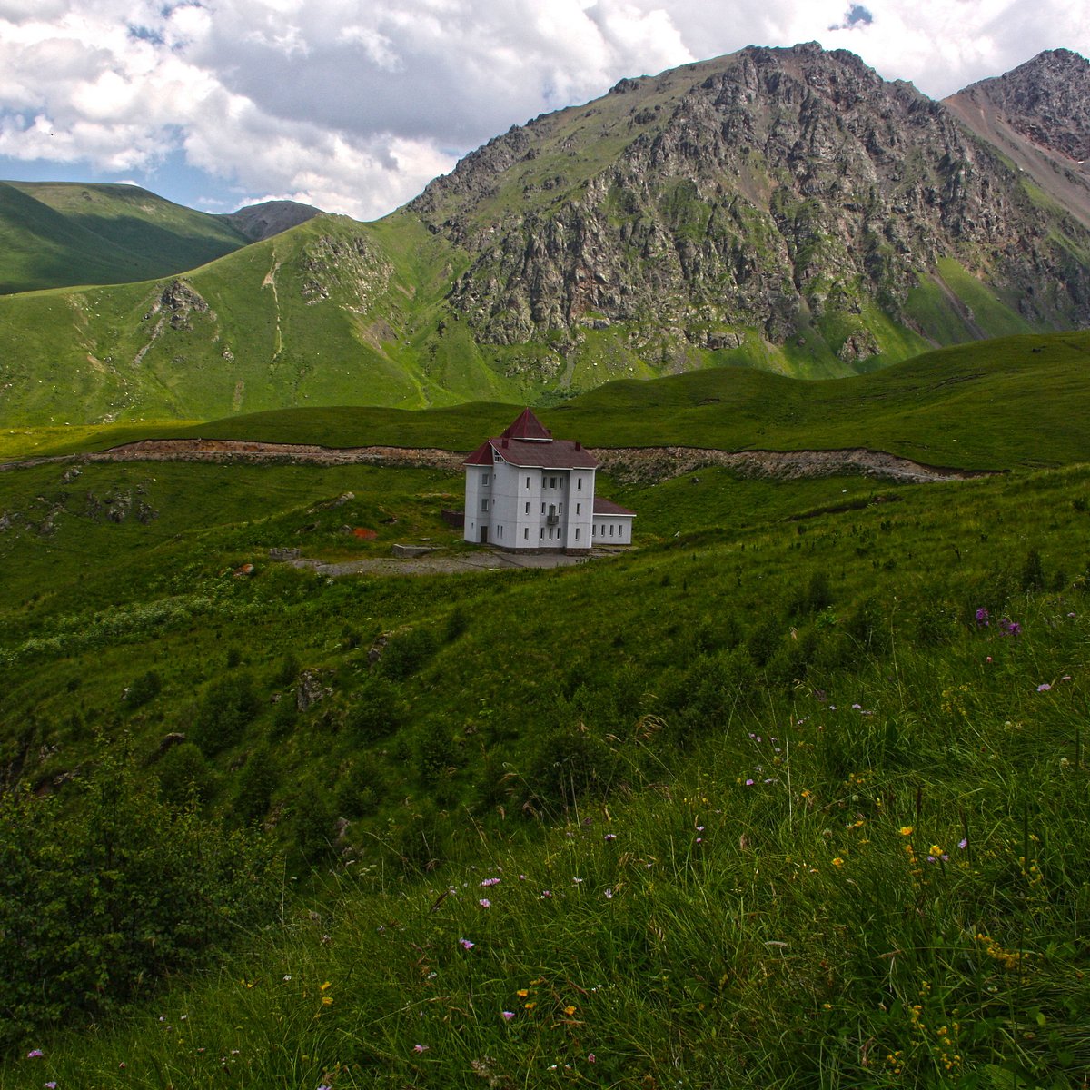 Джилы Су Кабардино Балкария Альпийские Луга